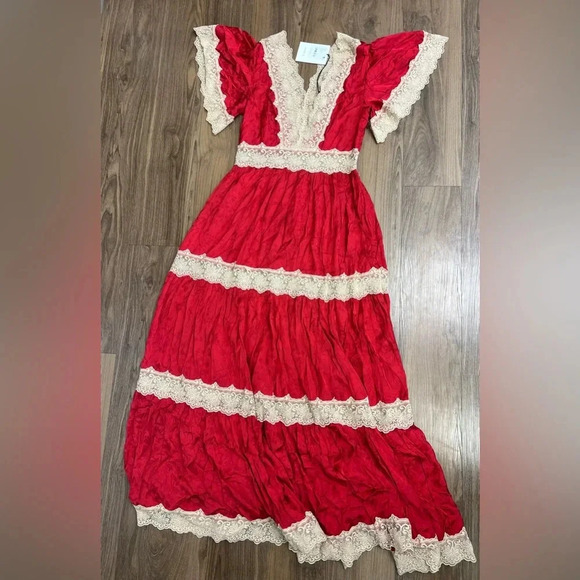 SPELL Ocean Gown Red Rouge Lace Jacquard Satin Dress Medium $379 - Picture 10 of 11